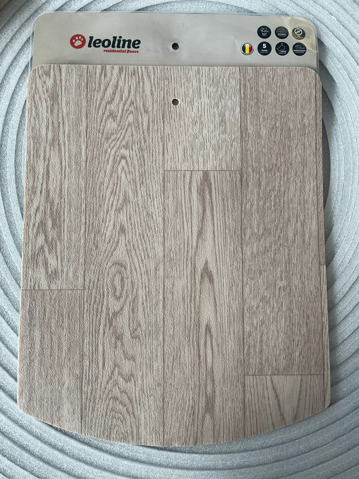 أرضيات فينيل عالية الجودة