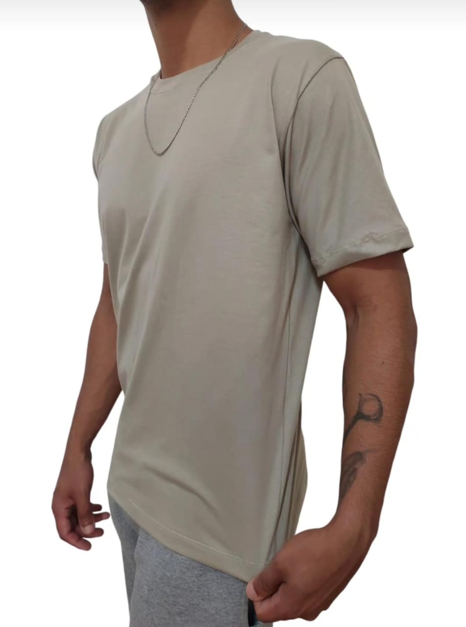 Camiseta bege masculina