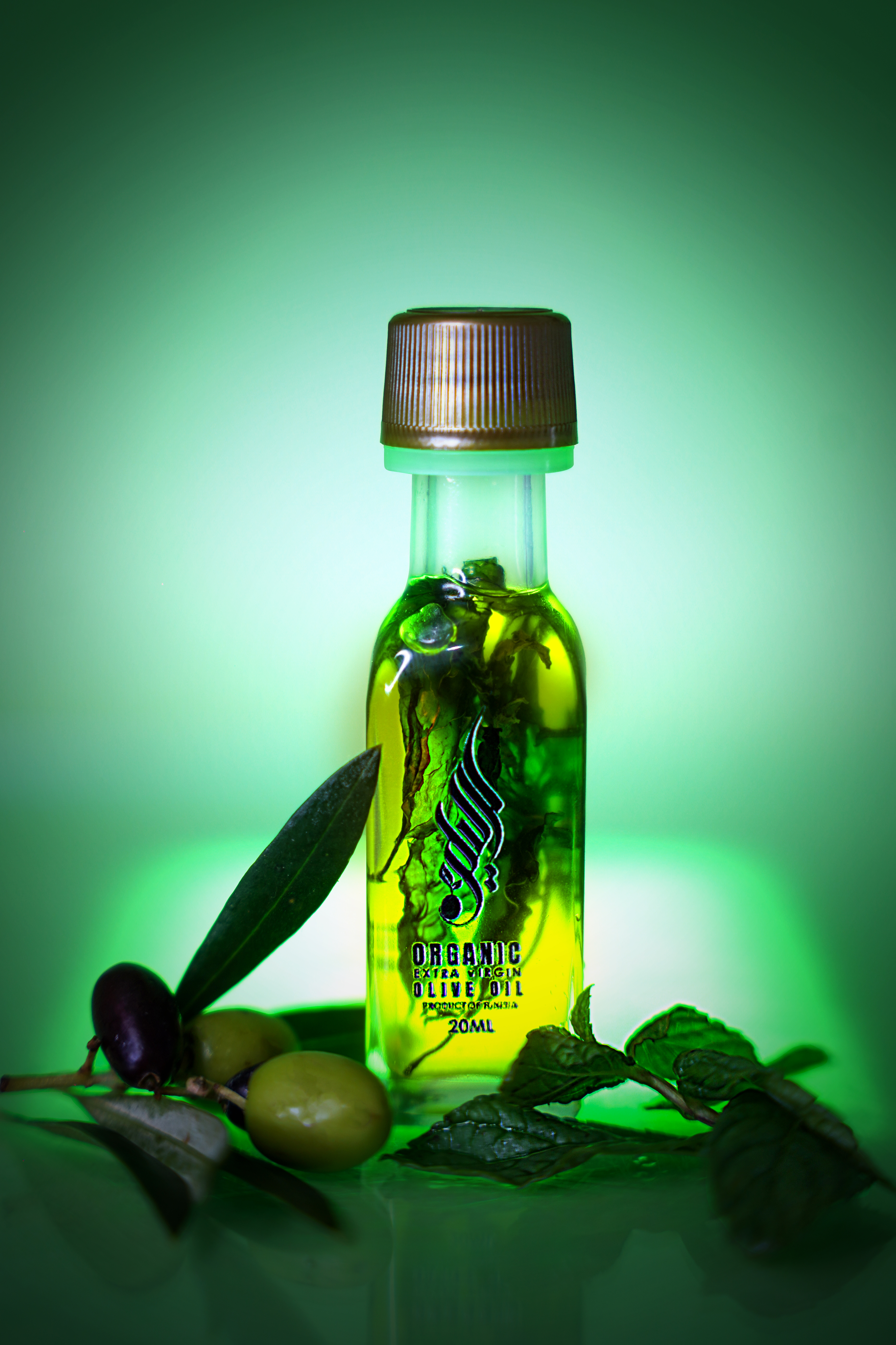 Huile d'olive biologique à la menthe