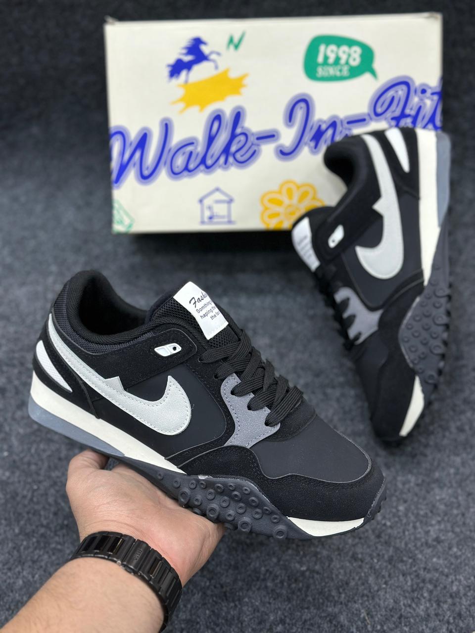 Brand -> IMPORTED SNEAKERS FOR BOYS 7@