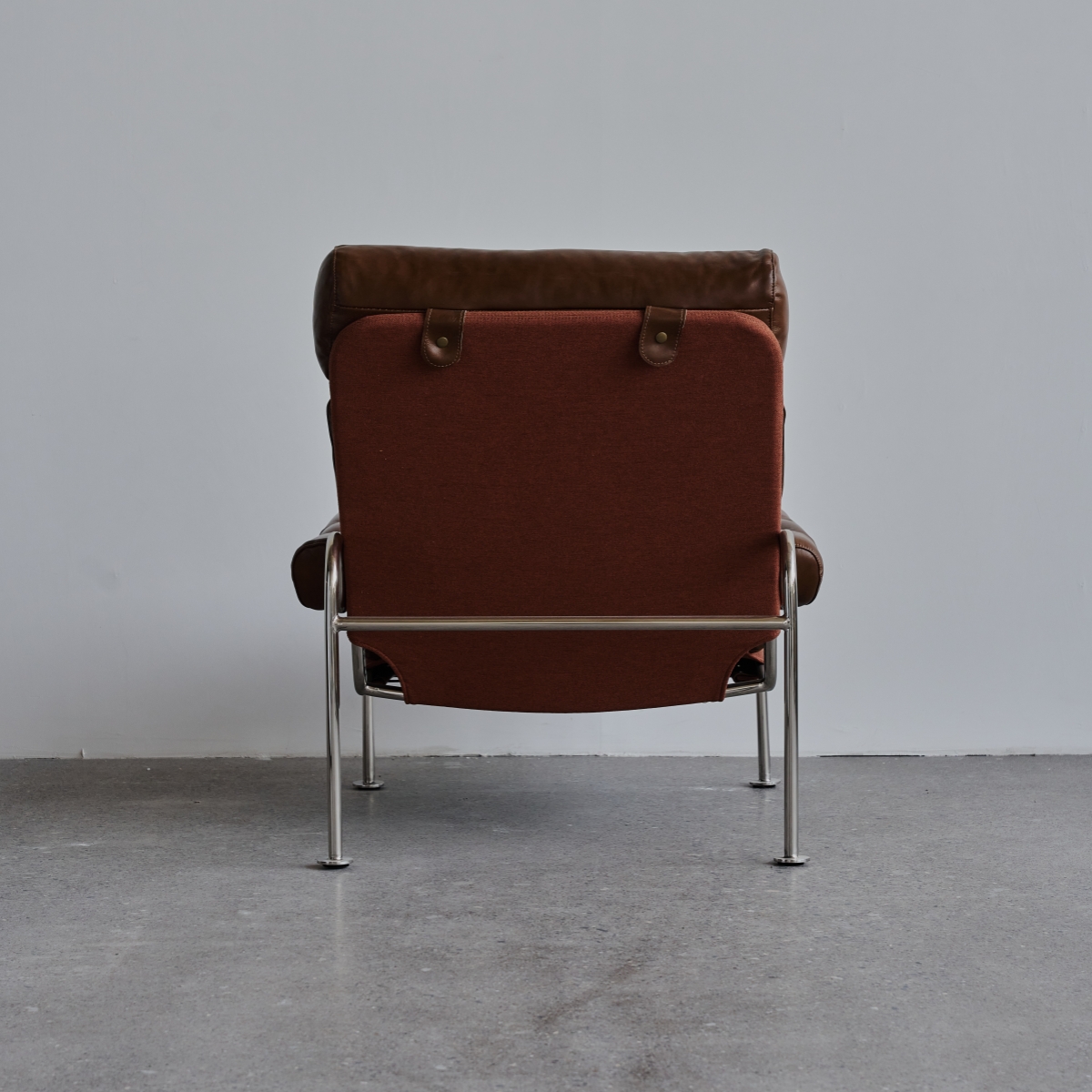 AC106 Armchair
