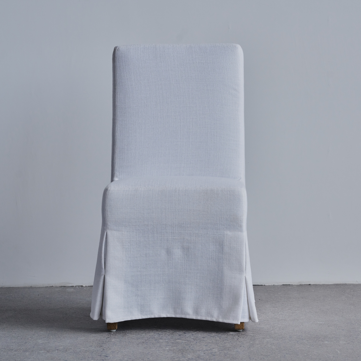 RH-115 SLOPE ARM FABRIC DINING ARMCHAIR