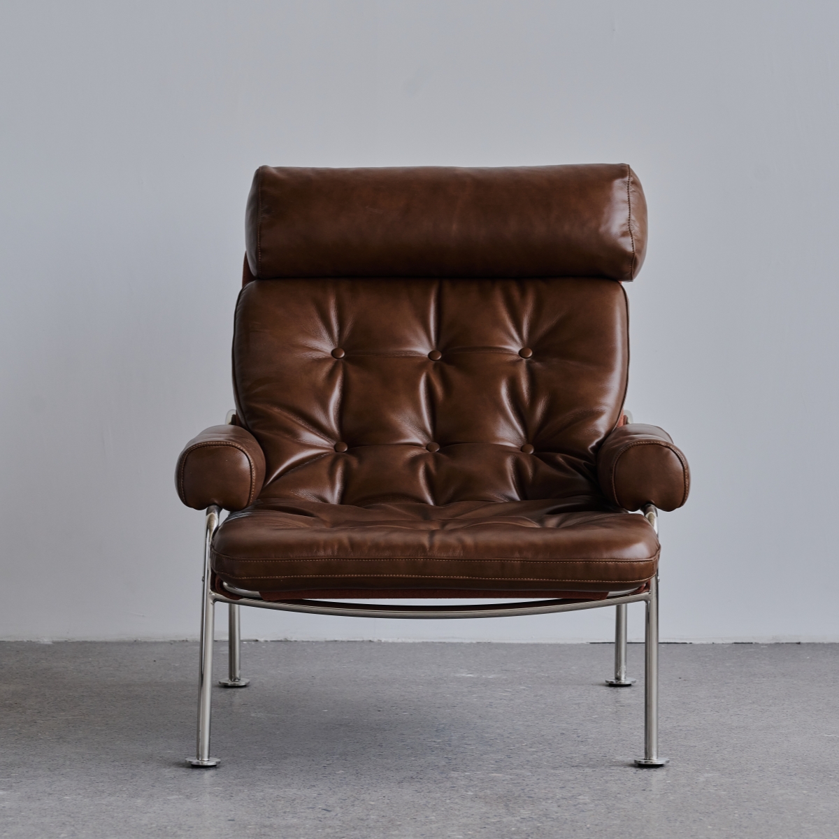AC106 Armchair
