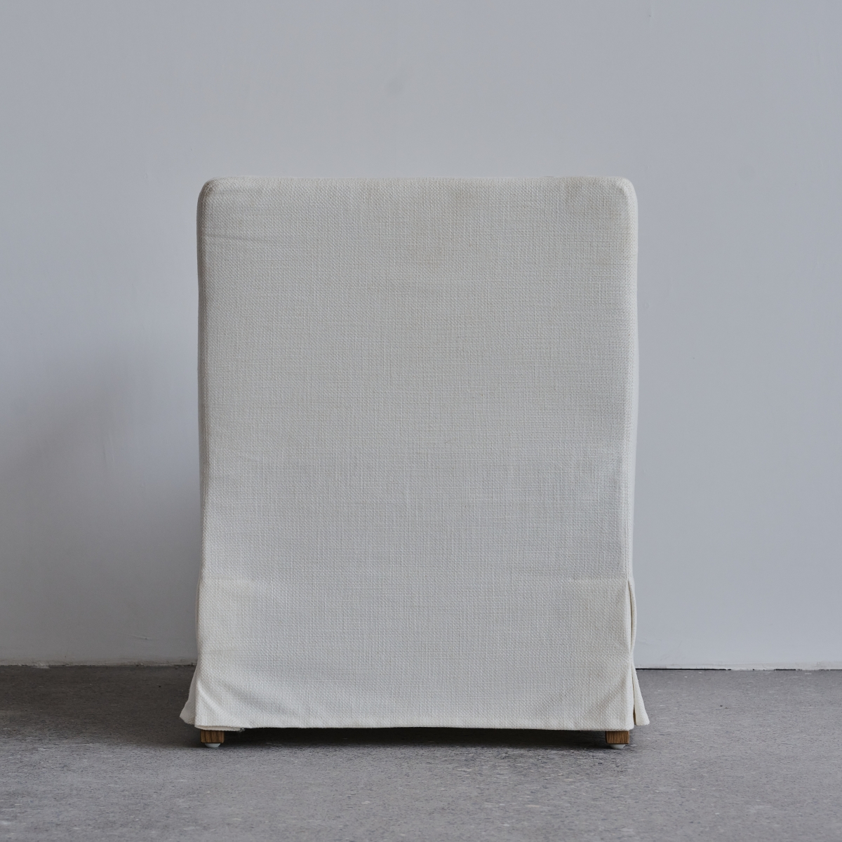 RH-112B/Kalen SHELTER ARM FABRIC DINING ARMCHAIR