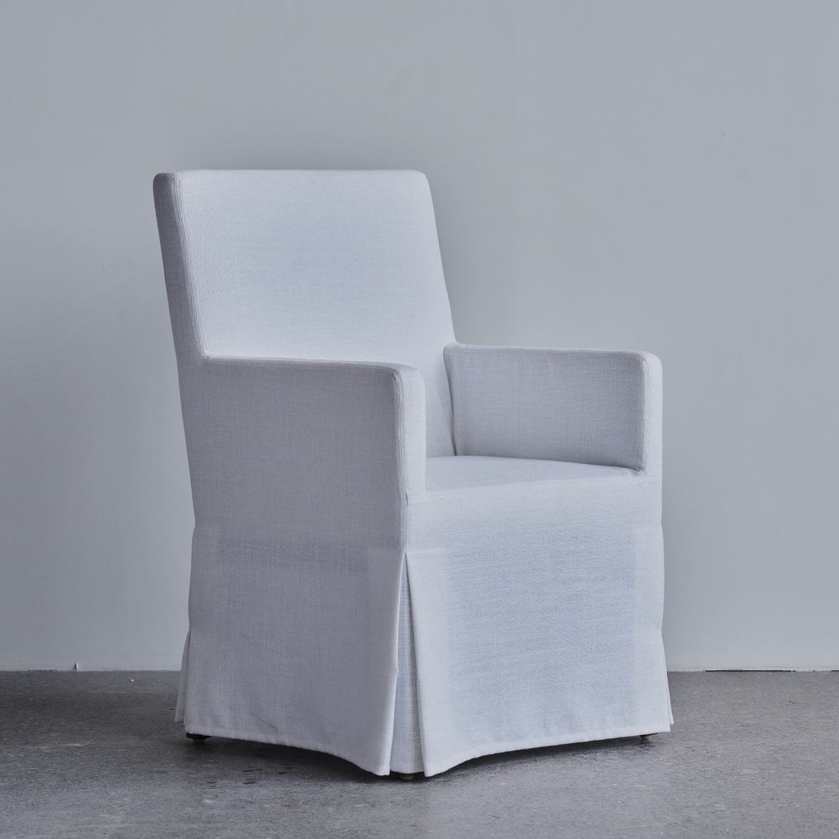 RH-115 SHELTER ARM FABRIC DINING ARMCHAIR