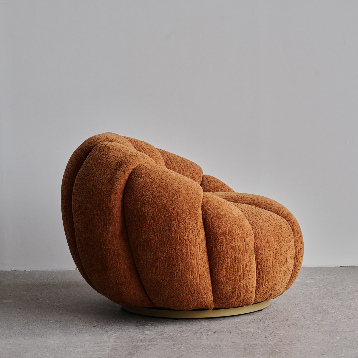 AC109 Pumpkin Armchair