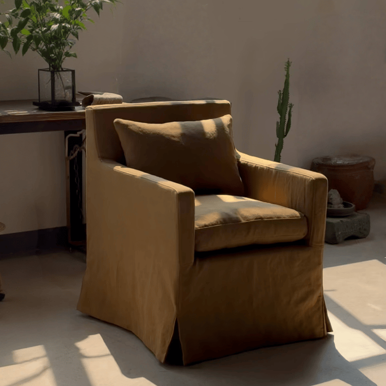 VELES SLIPCOVER DINING CHAIR: OFF-WHITE LINEN