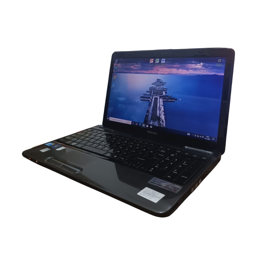 Toshiba İ5 1. Nesil 4 GB RAM 128 Gb SSD 15.6 iNÇ Laptop