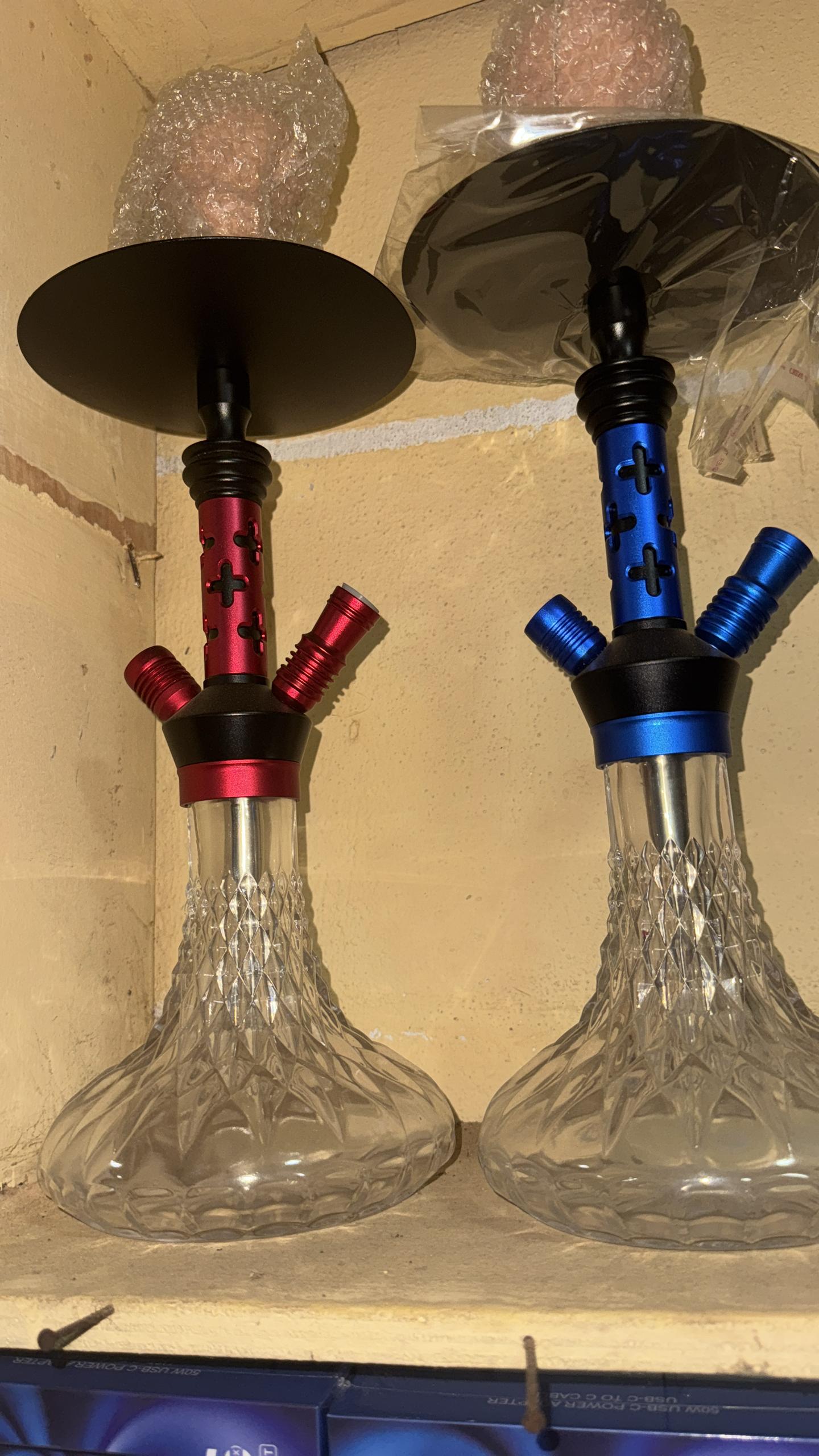 Chicha en verre colorée