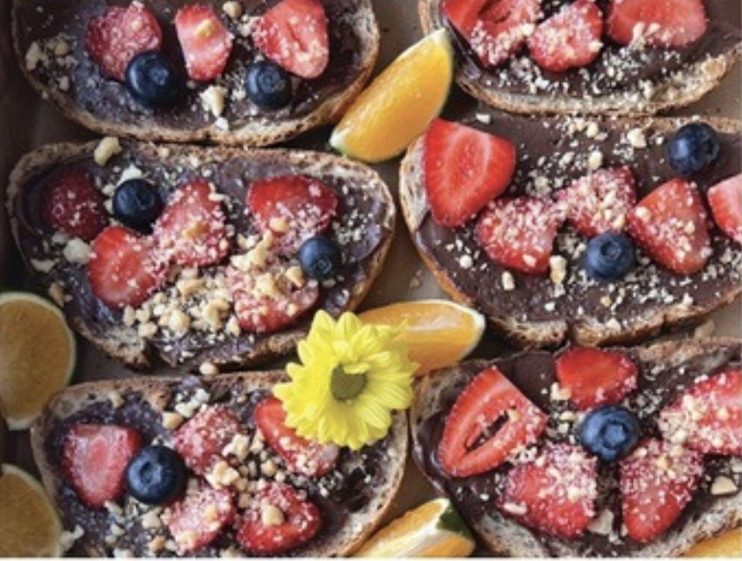 Ekmek Üstü Nutella