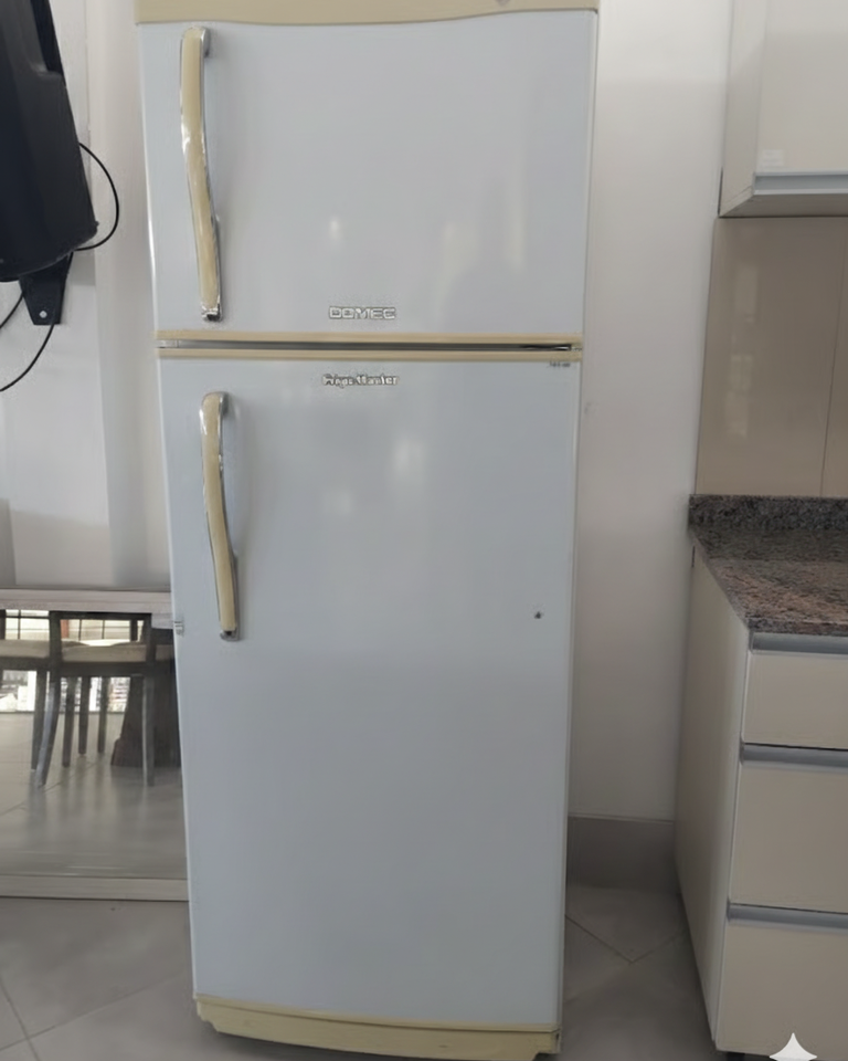Heladera domec c/ freezer