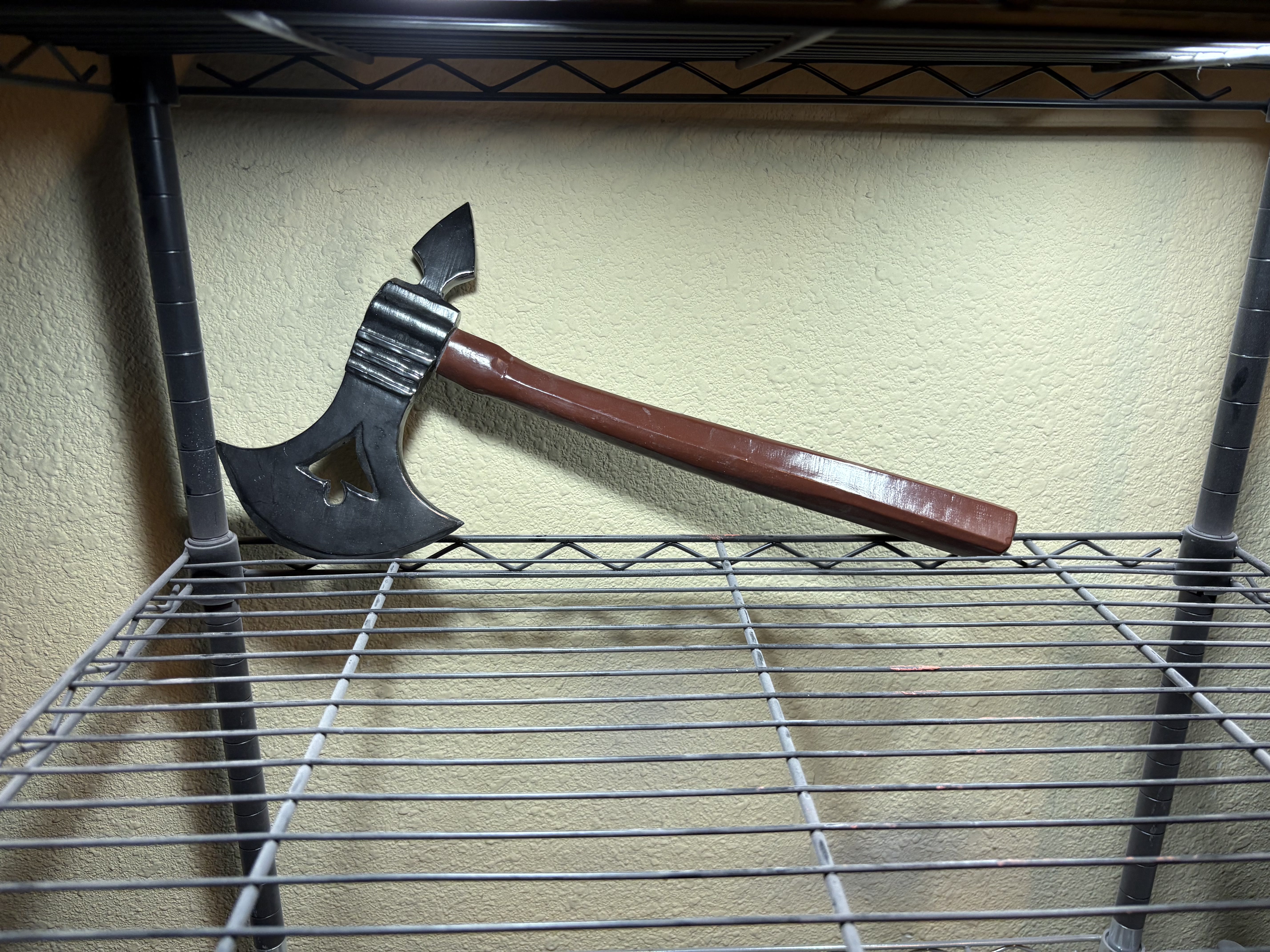 Single 3-D printed Throwing Axe.