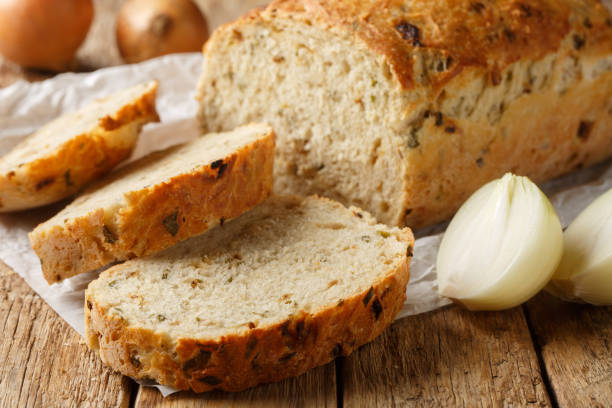 Pan de Cebolla Caramelizada y Masa Madre