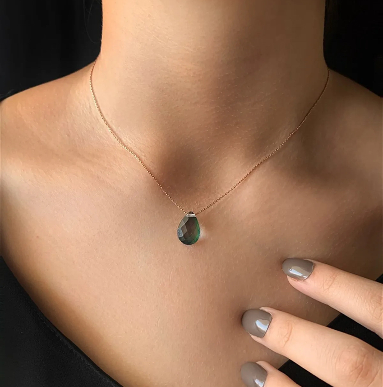 Renk Değiştiren His Taşı Kolye