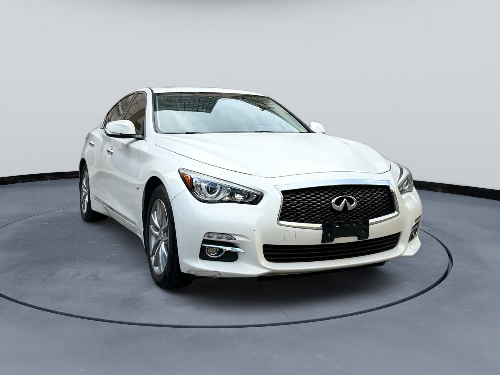 INFINITI Q50