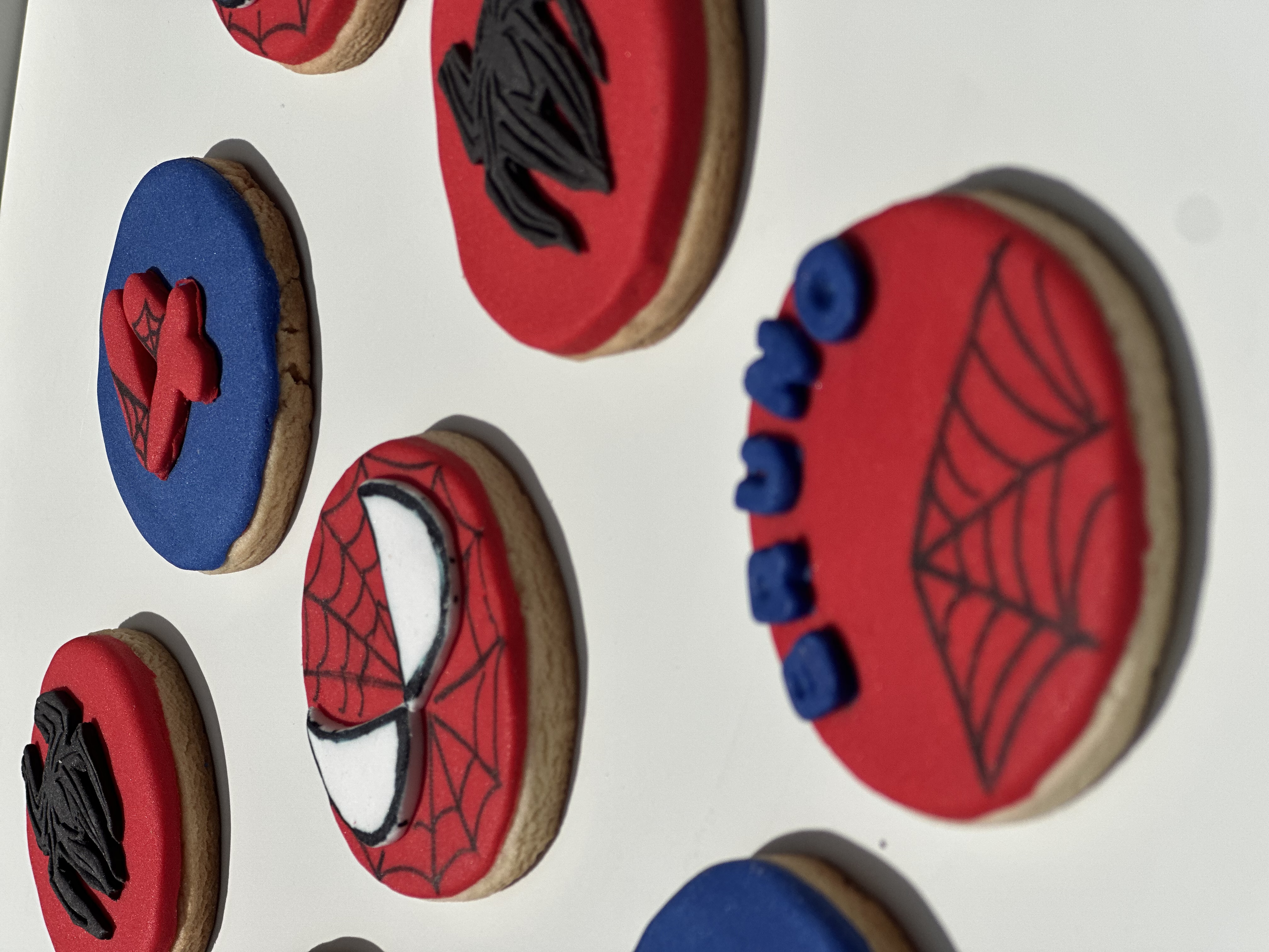 Galletas decoradas de Spider-Man