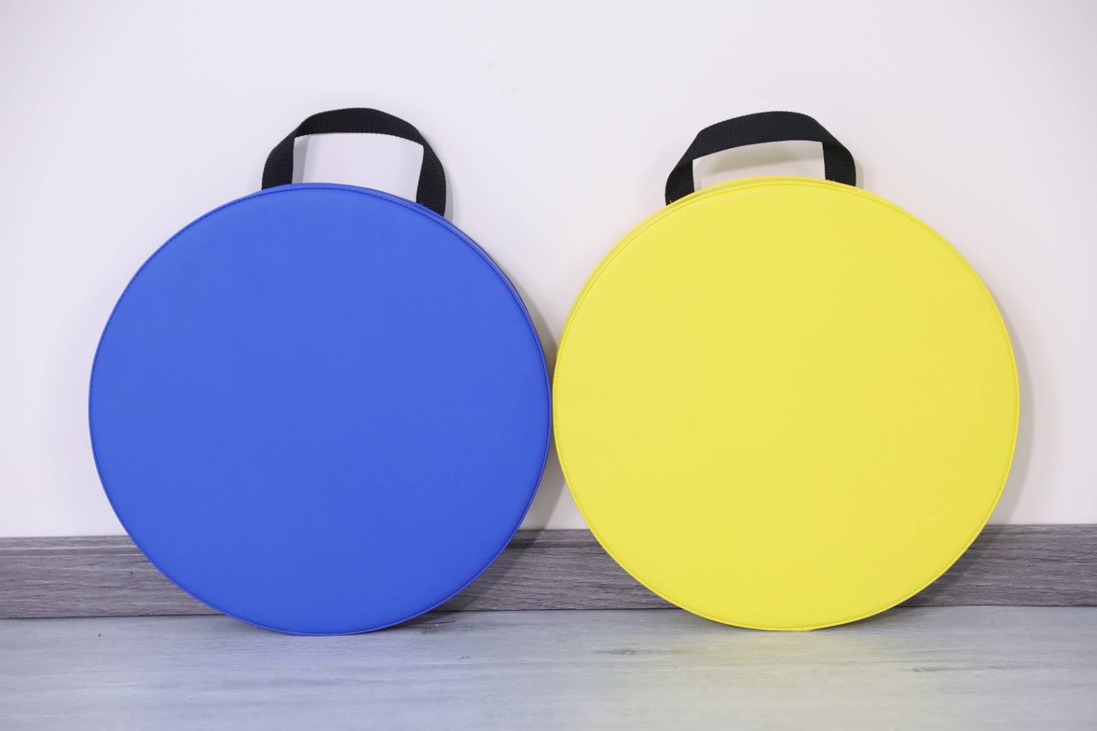 Round Portable Cushions