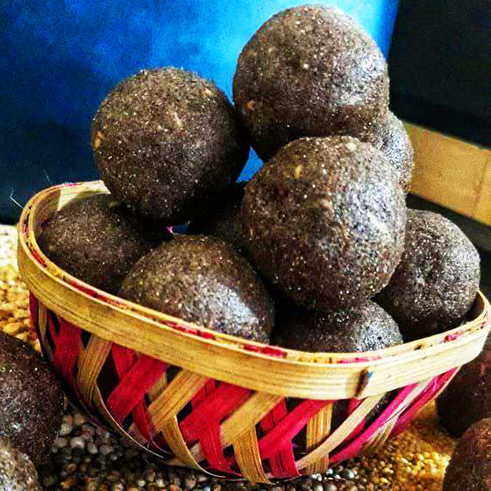 Rakshini’s 5 Millets Laddu