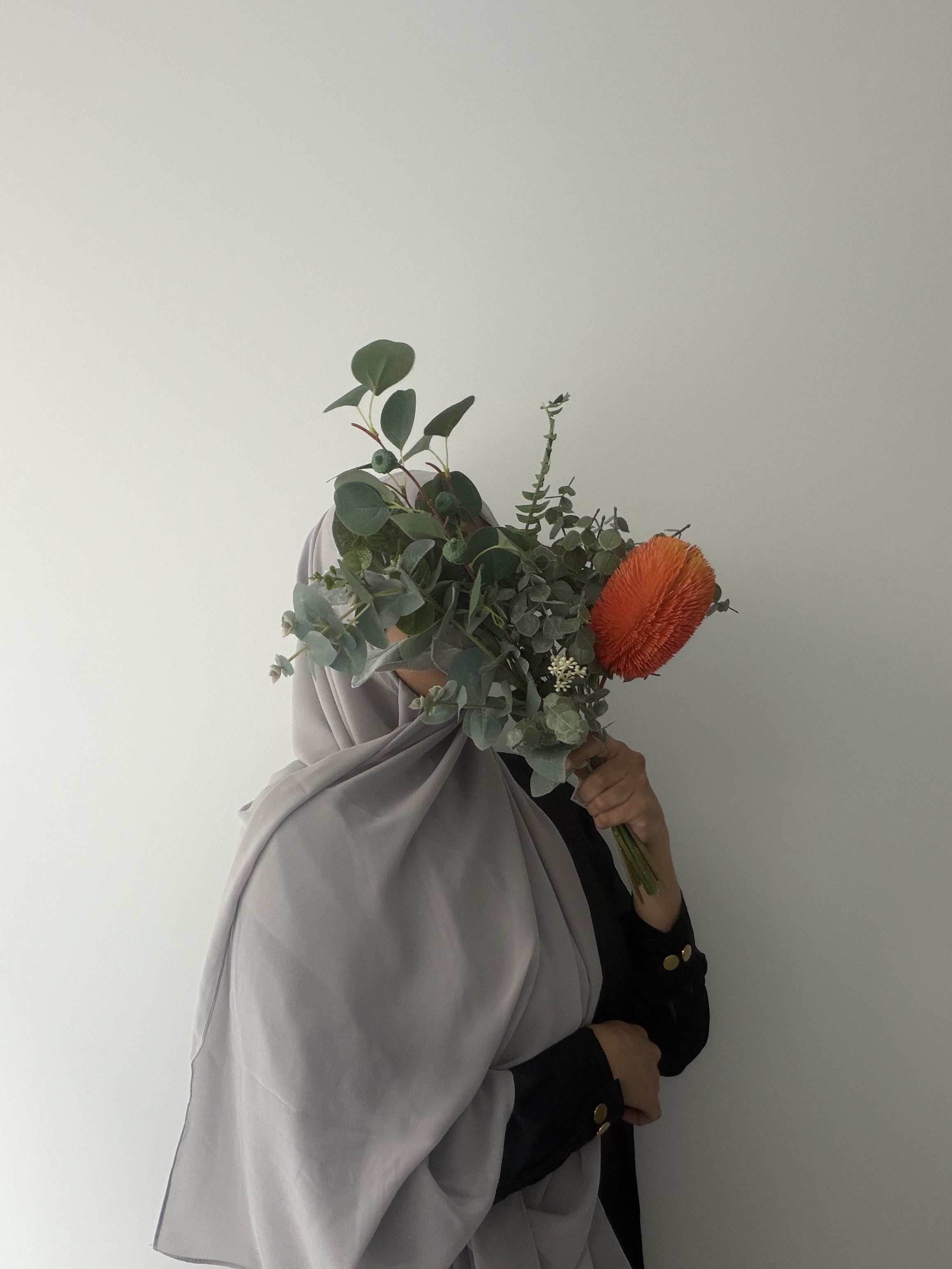 Light Grey Instant Chiffon with Inbuilt Magnets