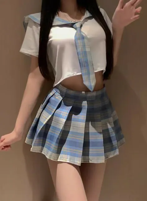 Uniforme scolastica innocente in stile giapponese a quadri