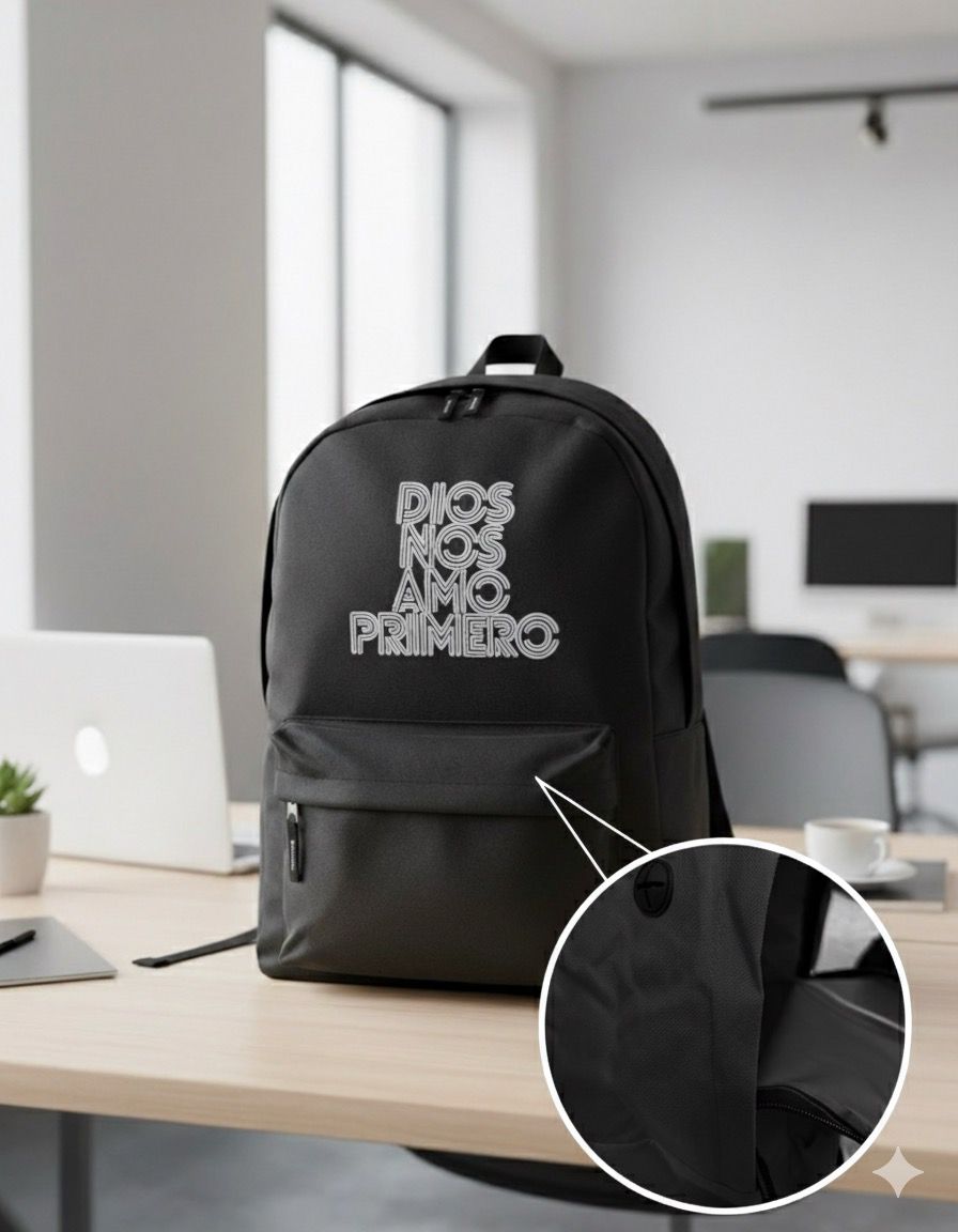 Mochila urbana clasica funcional con pasacables