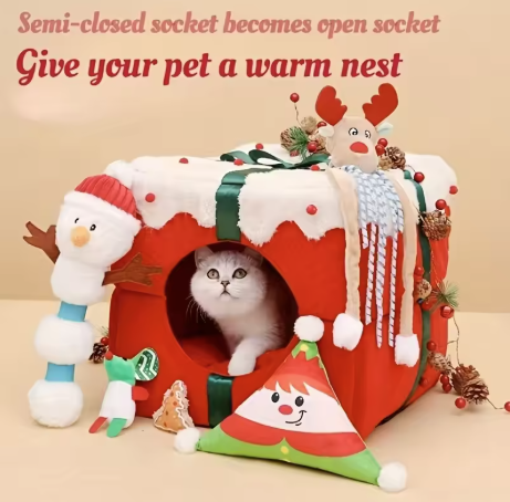 Christmas-Themed Pet Nest