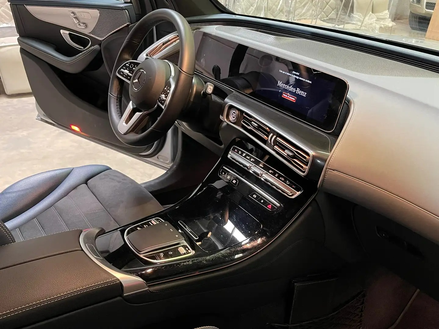 Mercedes-Benz EQC 400 4MATIC