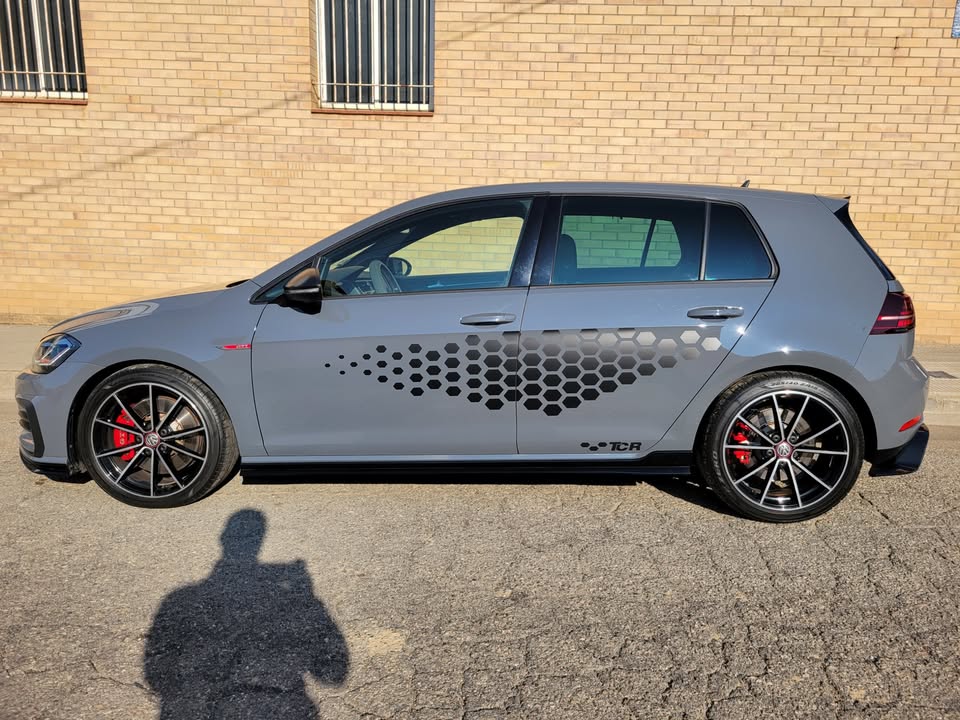 Volkswagen Golf GTI TCR 2.0 TSI