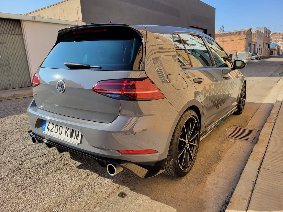 Volkswagen Golf GTI TCR 2.0 TSI