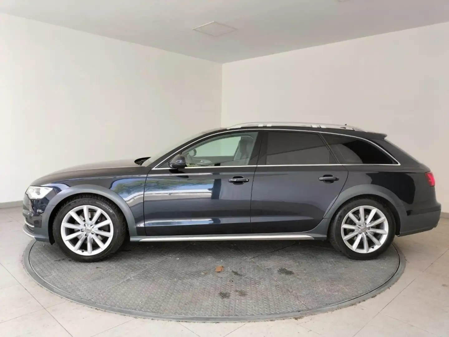 Audi A6 allroad 3.0 TDI 272HP QUATTRO S TRONIC