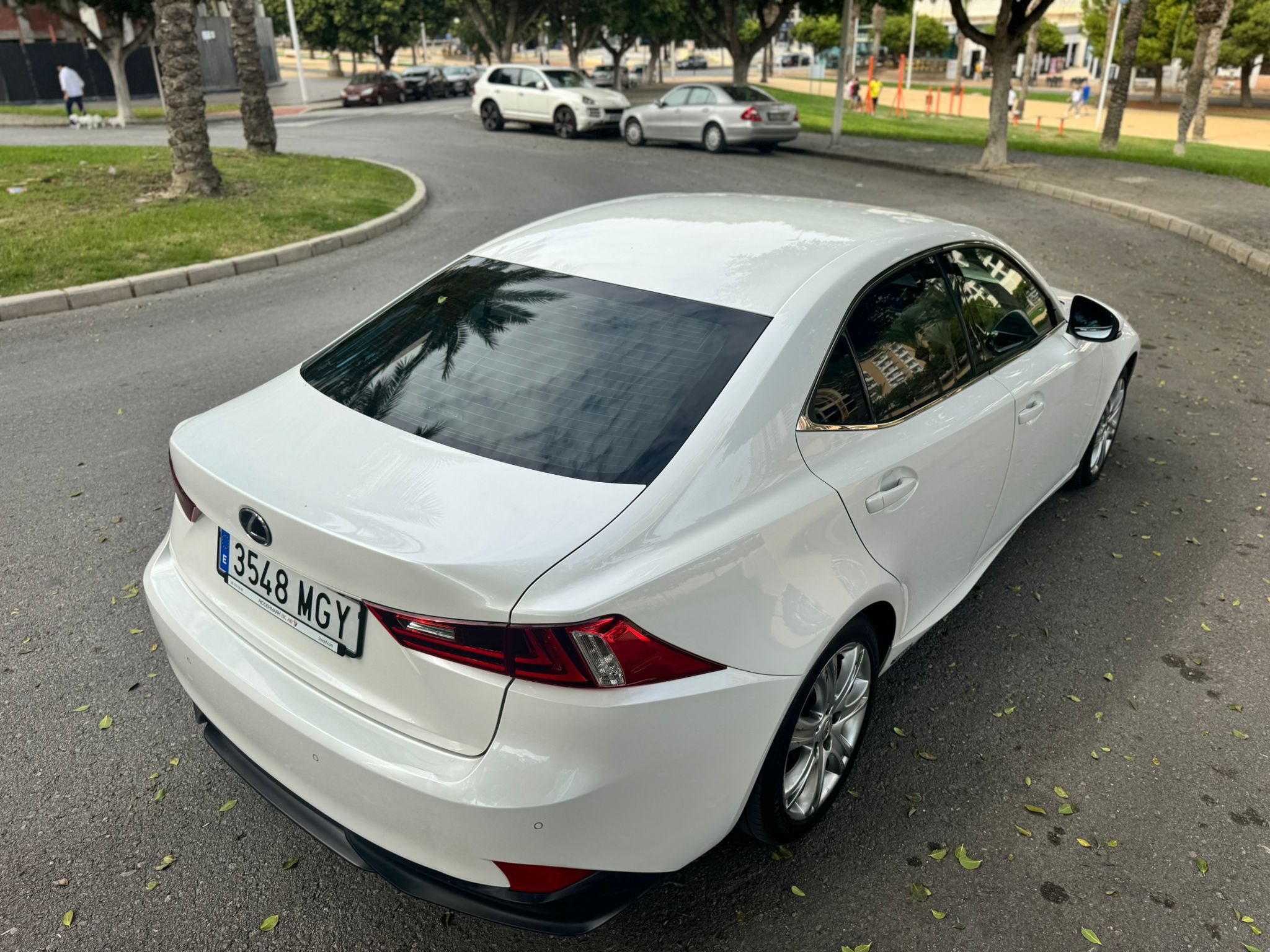 Lexus IS 300H Híbrido