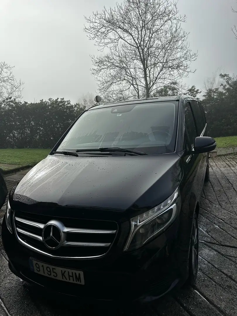 Mercedes-Benz V-Class V220