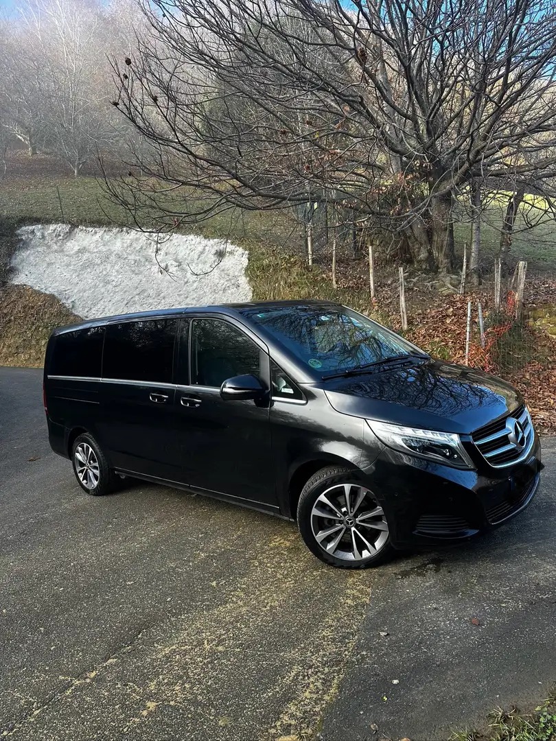 Mercedes-Benz V-Class V220