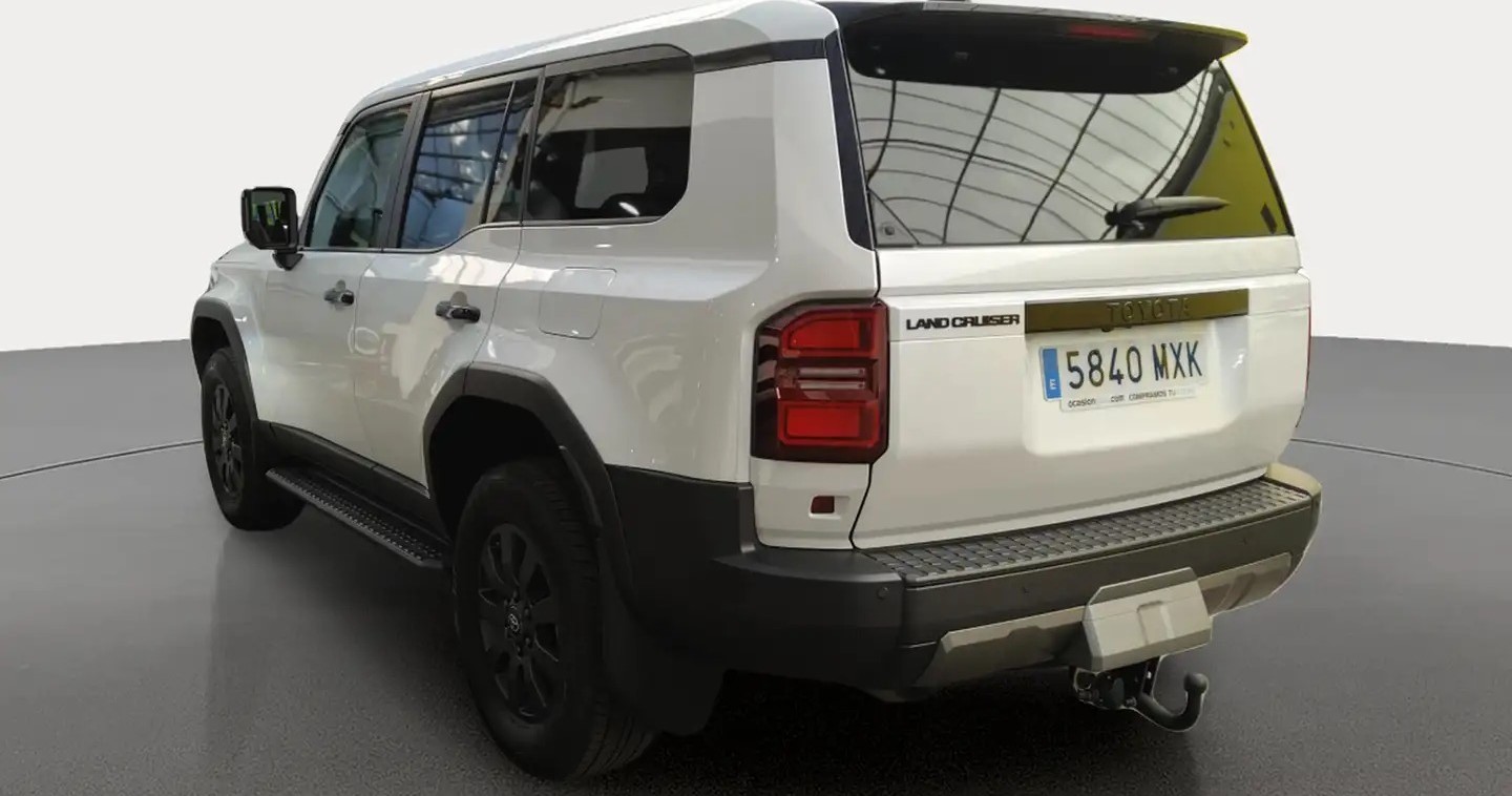 Toyota Land Cruiser 250