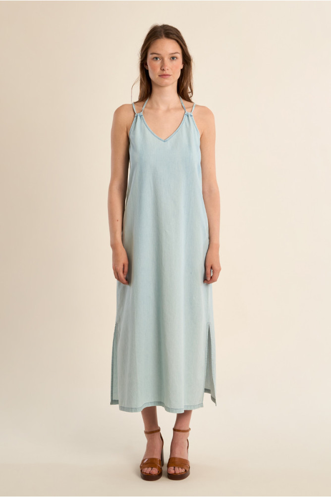 Vestido largo azul claro