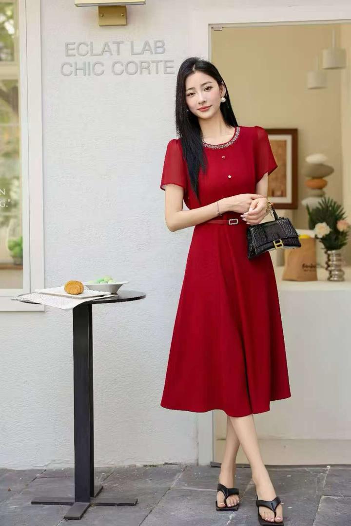 Robe rouge élégante