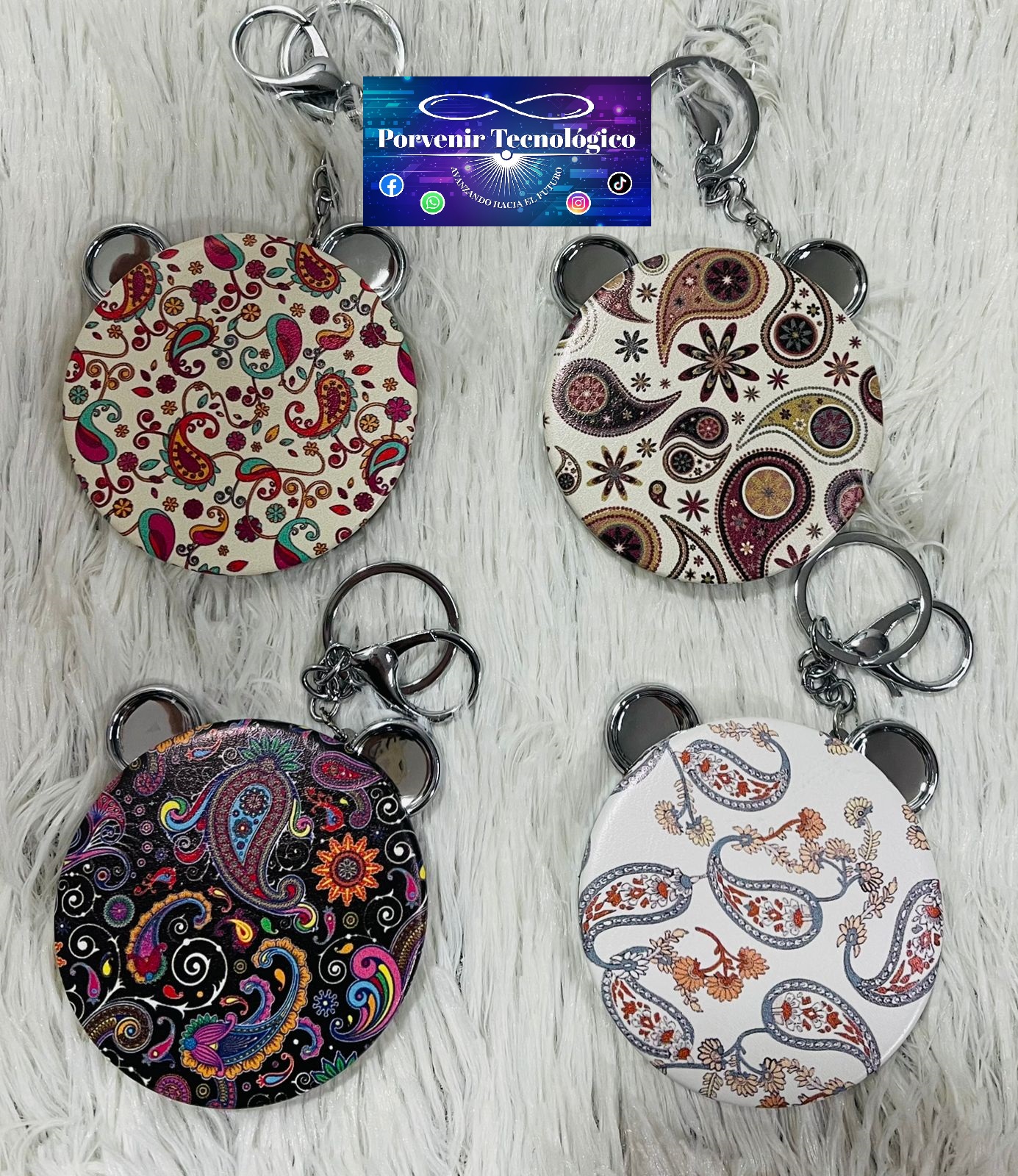 Llavero espejo de osito con diseño 