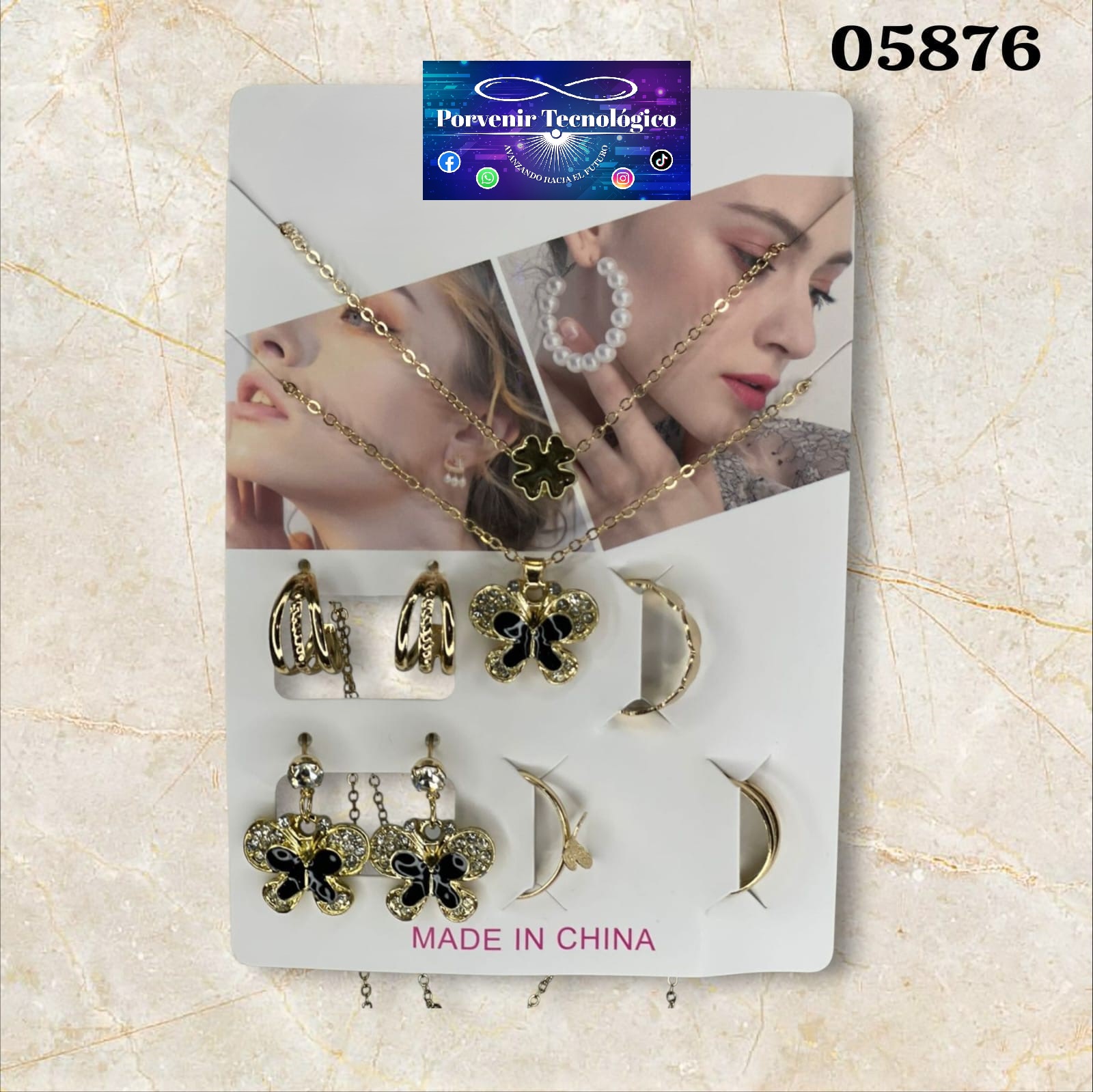 Juego de aros, collar y anillos dorados - 05876