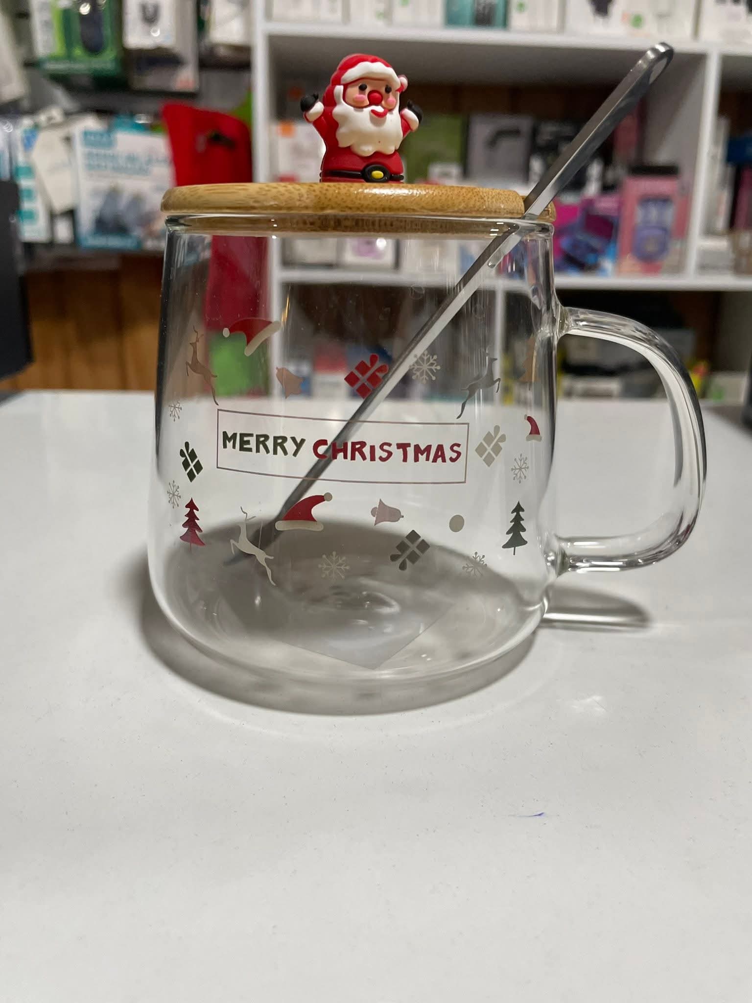 Taza navideña de vidrio