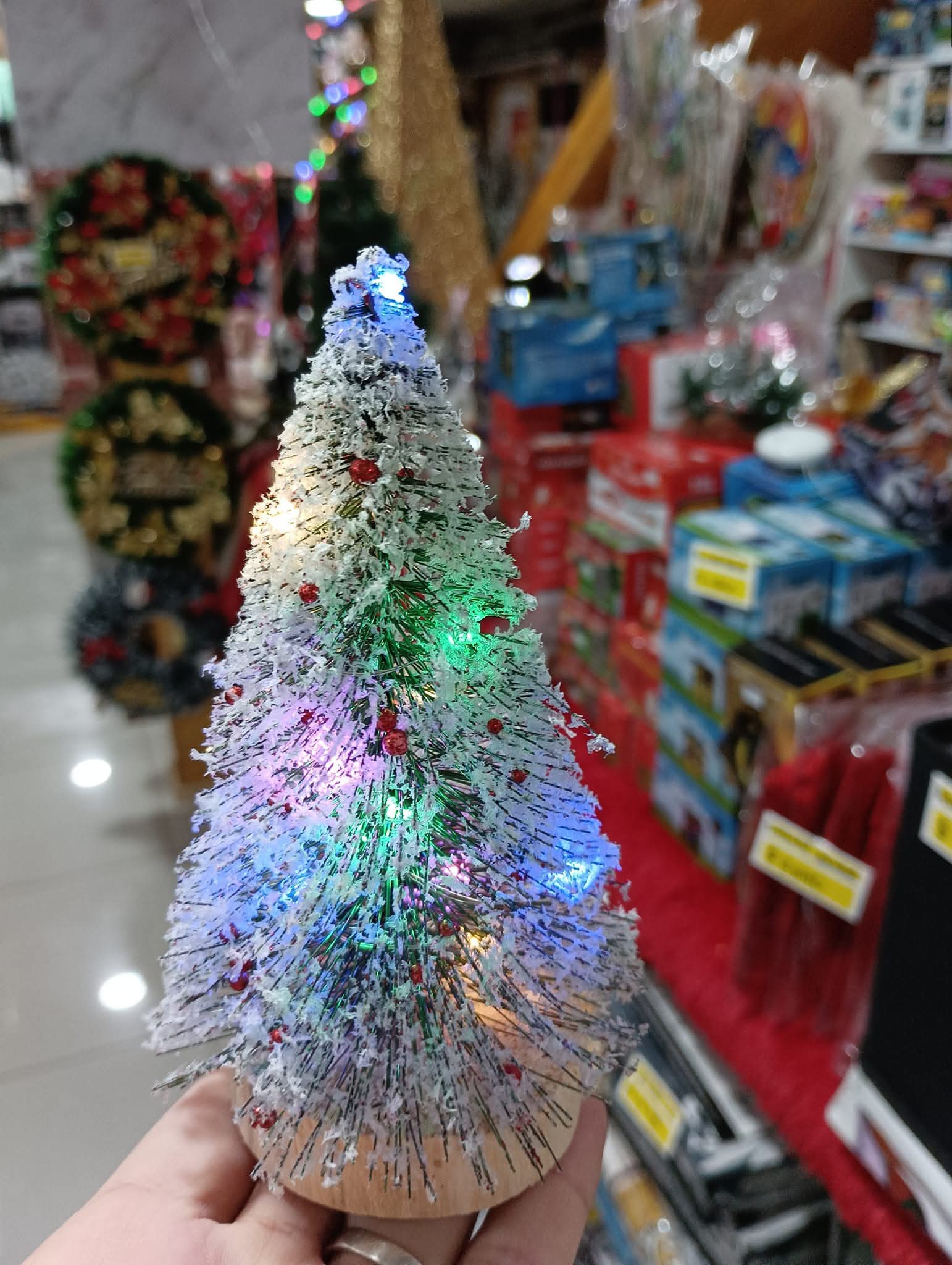 Mini árbol con luces