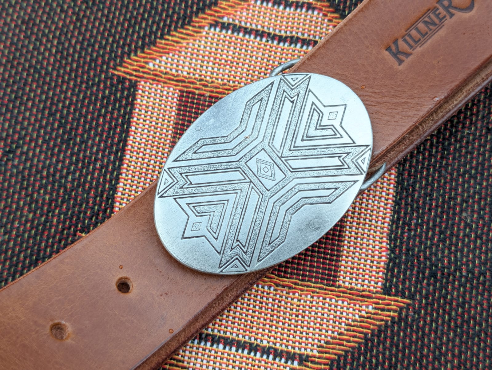 Vintage Western Oval Buckle Buffalo Leather Belt 