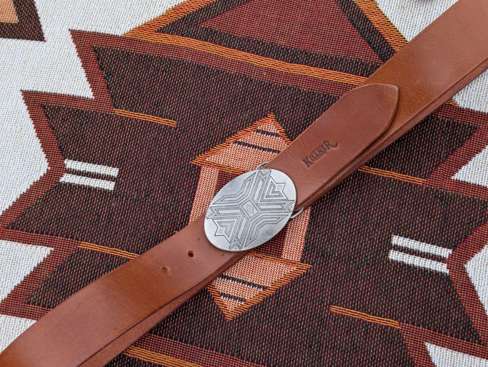 Vintage Western Oval Buckle Buffalo Leather Belt 
