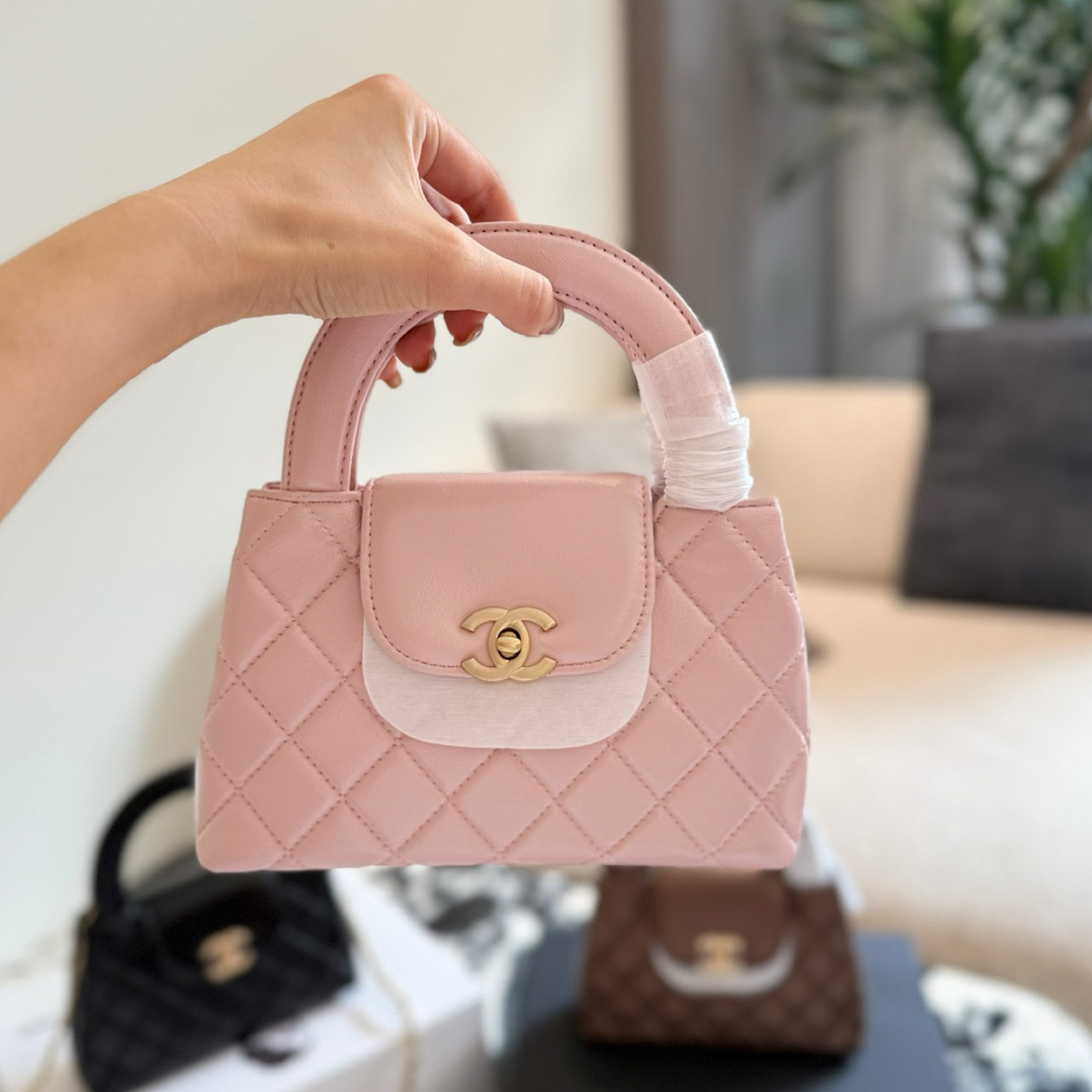 oCHANELo Bags Click to view more images