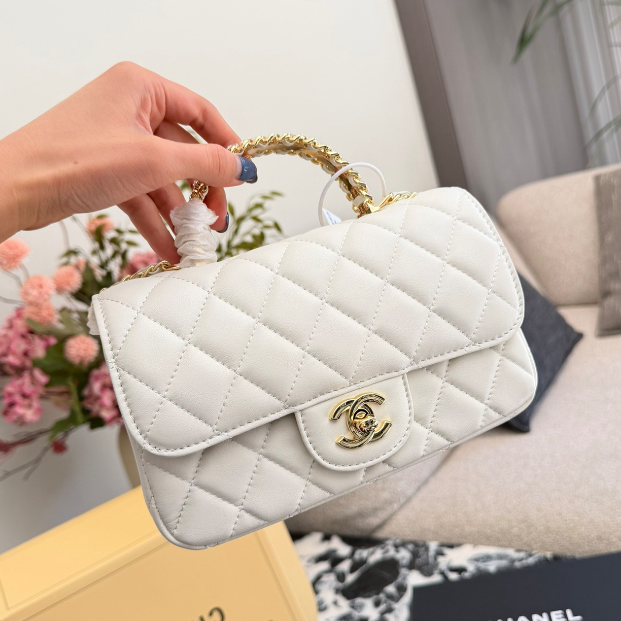 oCHANELo Bags Click to view more images