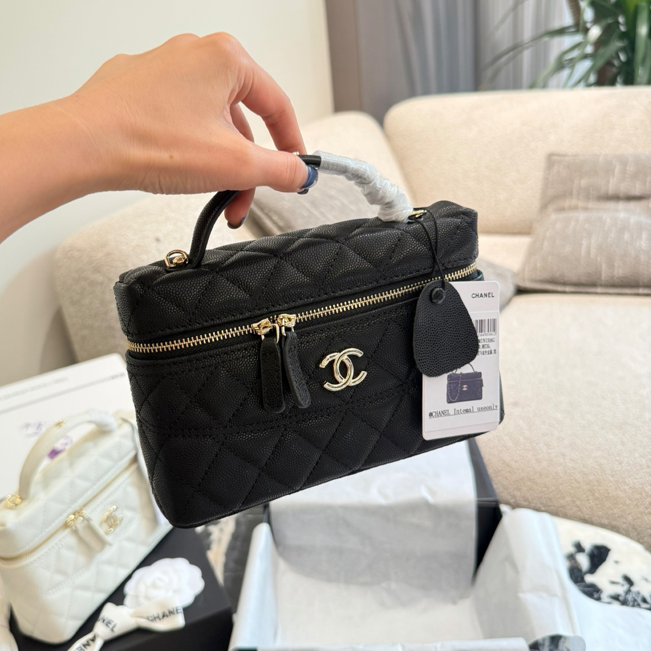 oCHANELo Bags Click to view more images