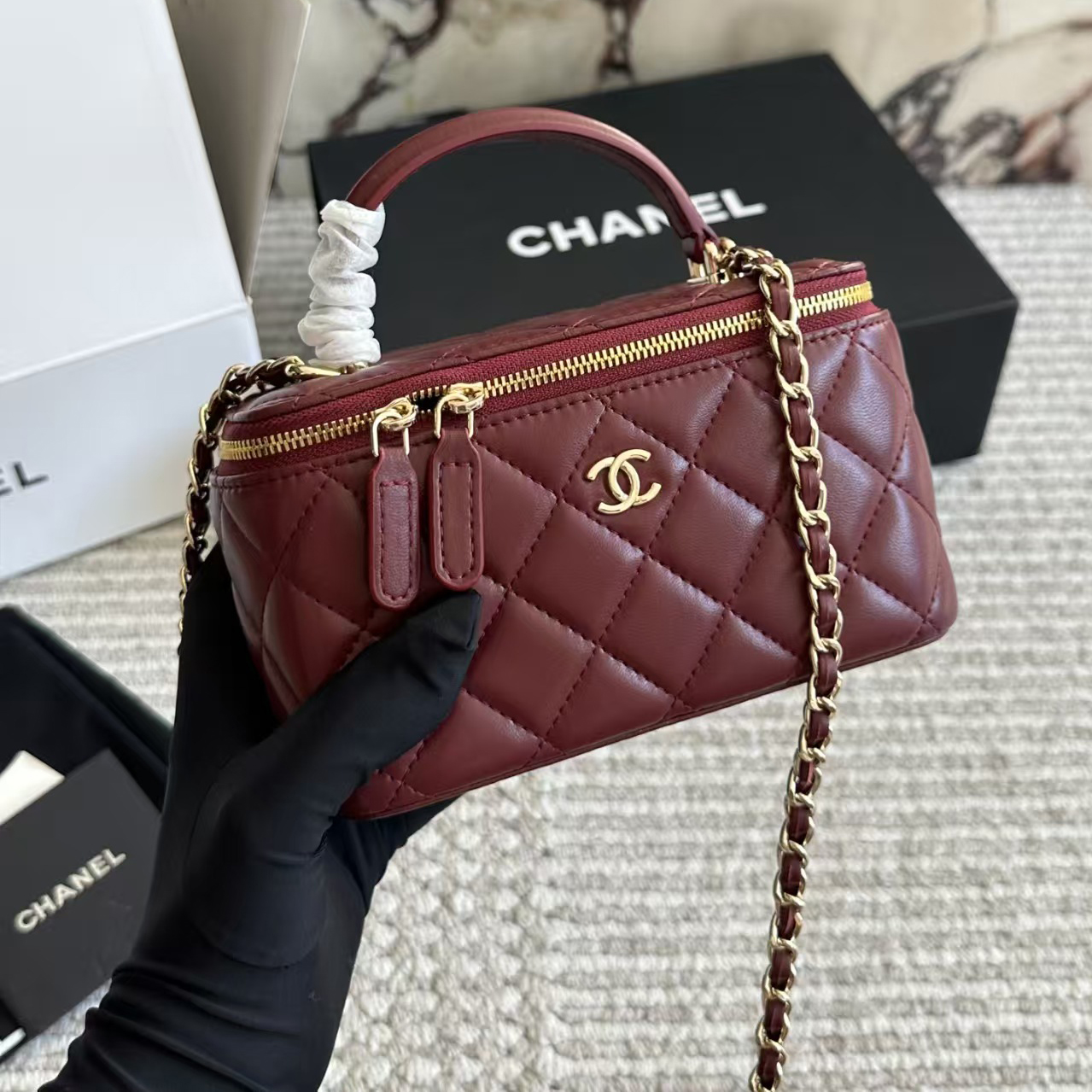 oCHANELo Bags Click to view more images