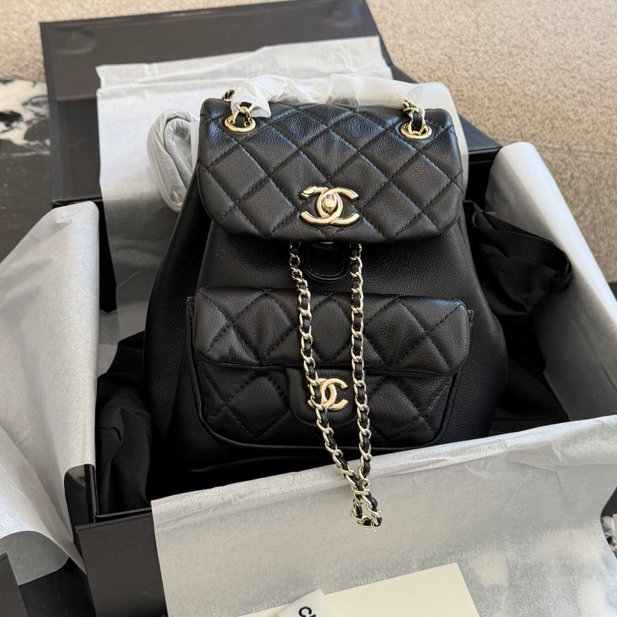 oCHANELo Bags Click to view more images