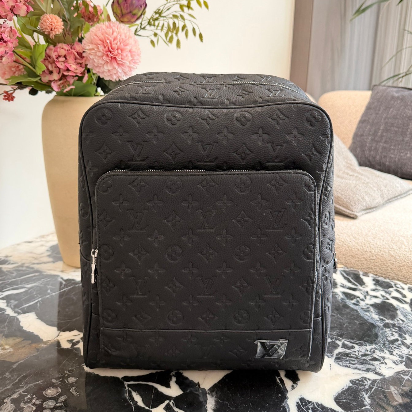 oLVo Bags Click to view more images