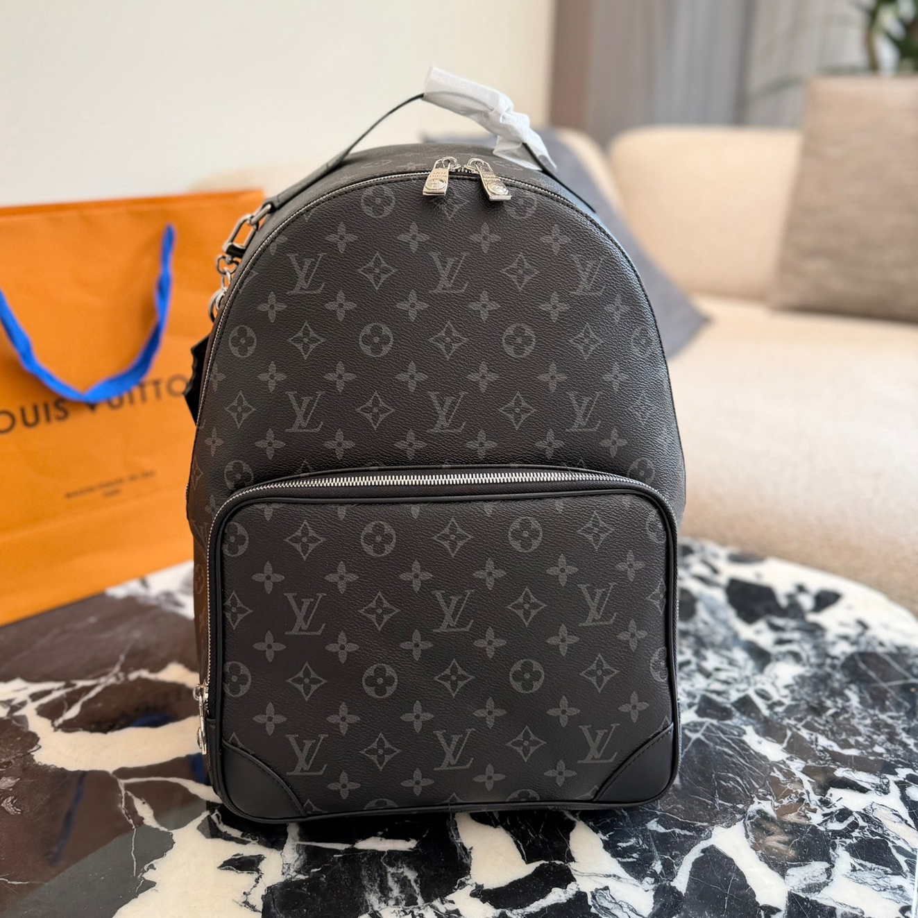 oLVo Bags Click to view more images