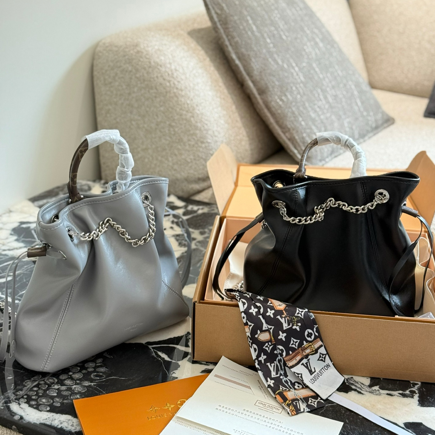 oLVo Bags Click to view more images